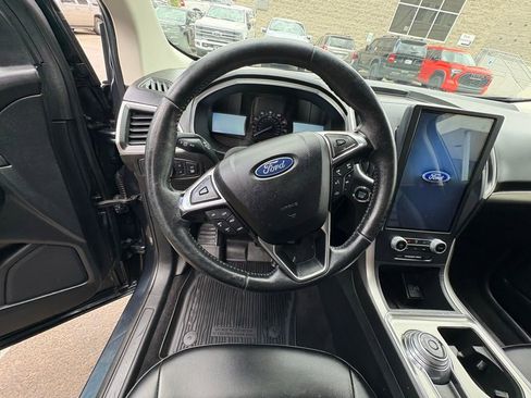 Used 2022 Ford Edge SEL w/ Convenience Package AWD/4WD image 2