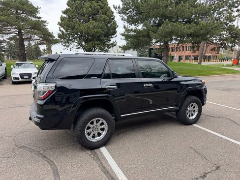 Used 2015 Toyota 4Runner Limited AWD/4WD image 10