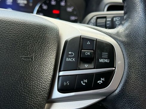 Certified 2022 Ford Explorer XLT w/ Equipment Group 202A image 24