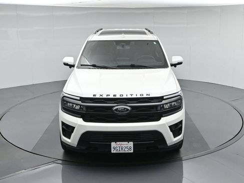 Used 2023 Ford Expedition Limited AWD/4WD image 45