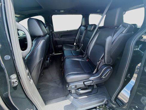 Used 2024 Honda Odyssey Sport image 23