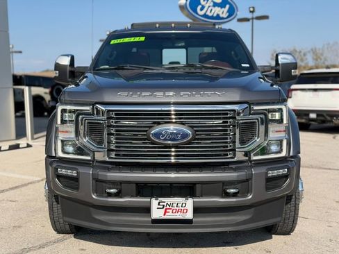 Used 2022 Ford F450 Platinum w/ FX4 Off-Road Package image 2