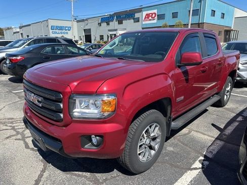 Used 2018 GMC Canyon All Terrain w/ Trailering Package AWD/4WD image 3