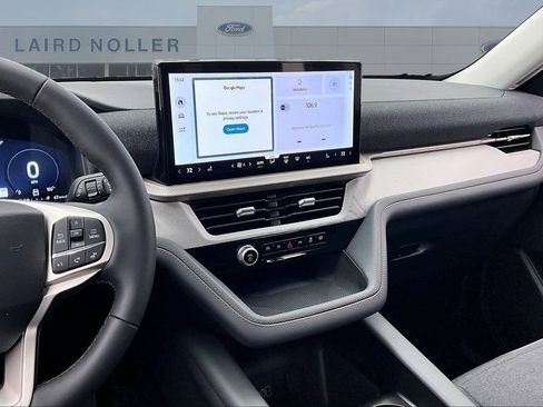 New 2026 Ford Explorer Active AWD/4WD image 6