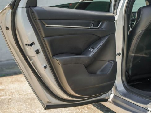 Used 2020 Honda Accord Sport image 27