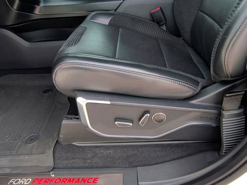 Used 2023 Ford F150 Raptor AWD/4WD image 13