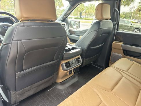 Used 2022 Ford F150 Lariat image 13