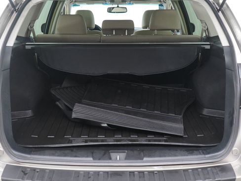 Used 2014 Subaru Outback 2.5i Limited w/ Moonroof Package image 16