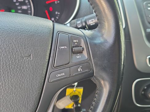 Used 2014 Kia Sorento LX image 28