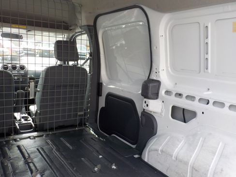 Used 2011 Ford Transit Connect XLT FWD image 22