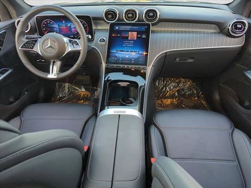 Used 2026 Mercedes-Benz GLC 300 image 18
