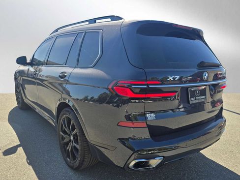 Used 2023 BMW X7 xDrive40i w/ Executive Package AWD/4WD image 5