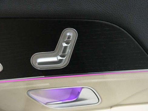 Used 2020 Mercedes-Benz GLS 450 4MATIC image 30