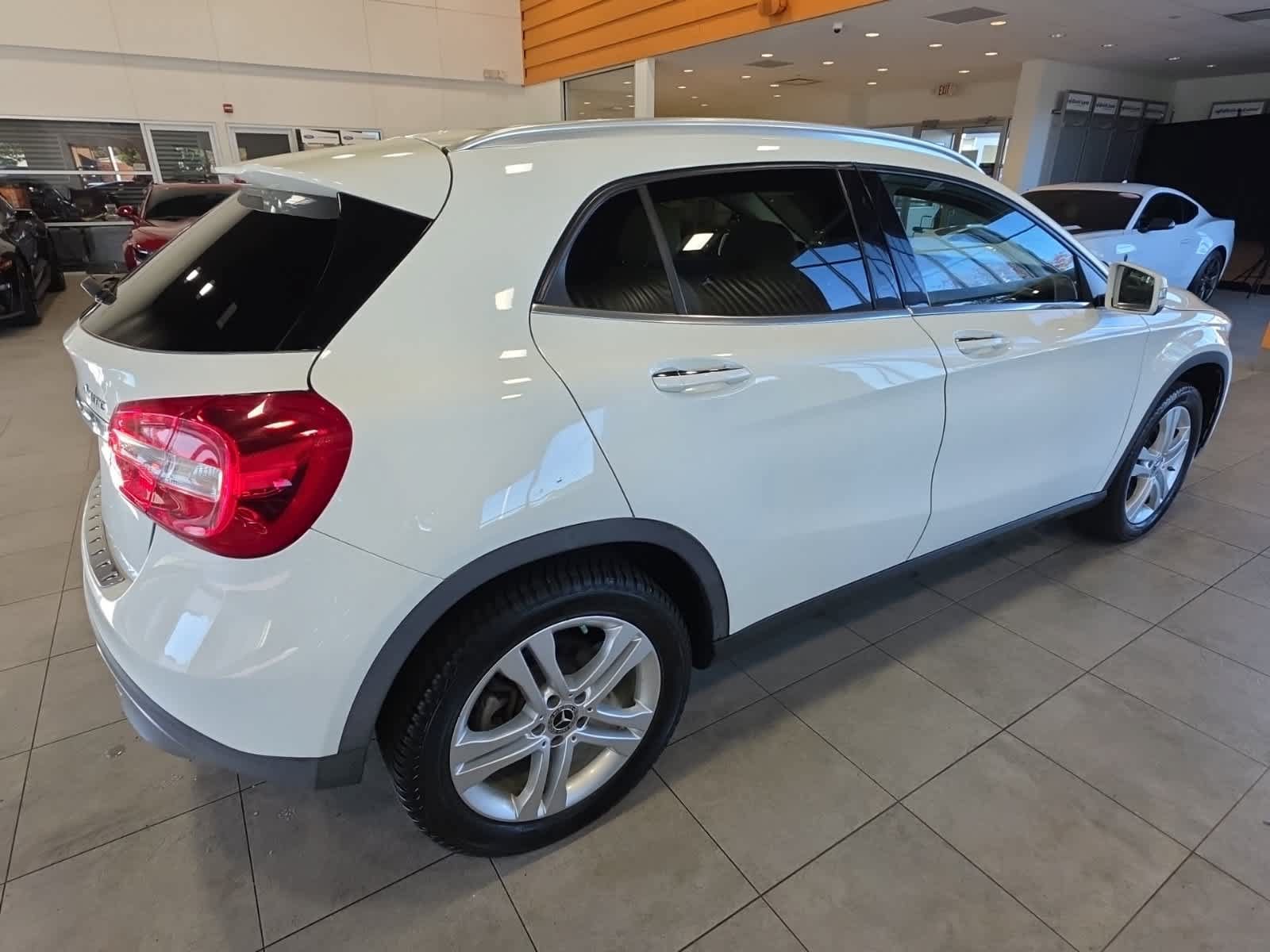 Used 2018 Mercedes-Benz GLA 250 4MATIC image 8