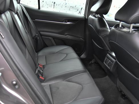 Used 2022 Toyota Camry XSE image 41