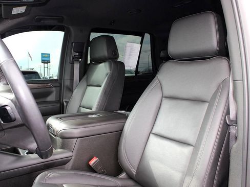 Used 2022 Chevrolet Tahoe Z71 w/ Luxury Package image 31