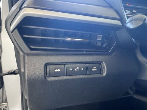 Used 2024 Nissan Altima 2.5 SV image 22