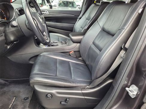 Certified 2019 Jeep Grand Cherokee Limited image 16