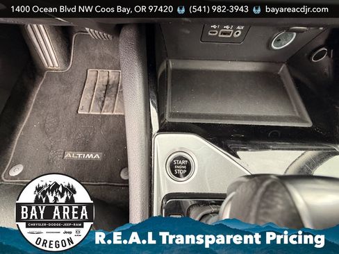 Used 2024 Nissan Altima 2.5 SV FWD image 17