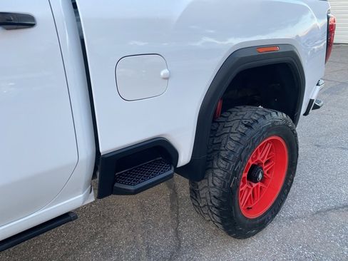 Used 2020 GMC Sierra 2500 Denali w/ Denali Ultimate Package image 28