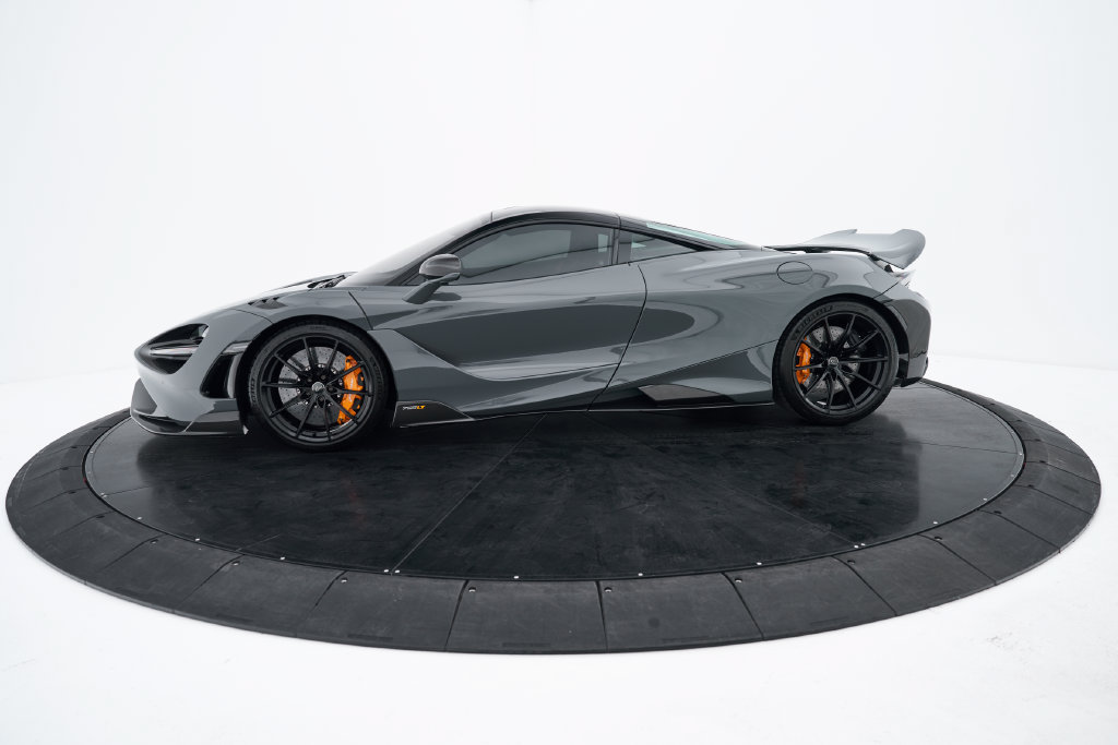 Used 2021 McLaren 765LT RWD image 17