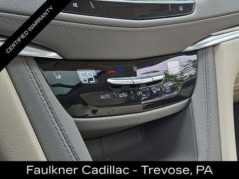 Certified 2023 Cadillac XT5 Premium Luxury FWD image 17