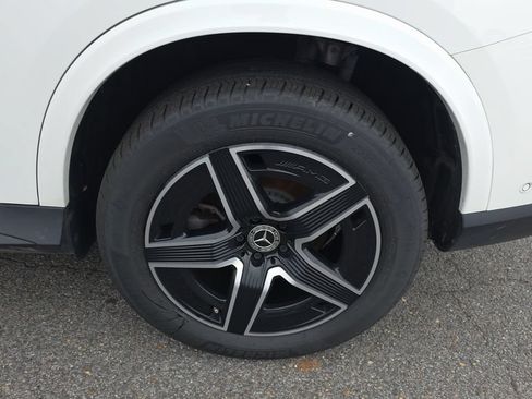 Certified 2025 Mercedes-Benz GLC 300 4MATIC image 10