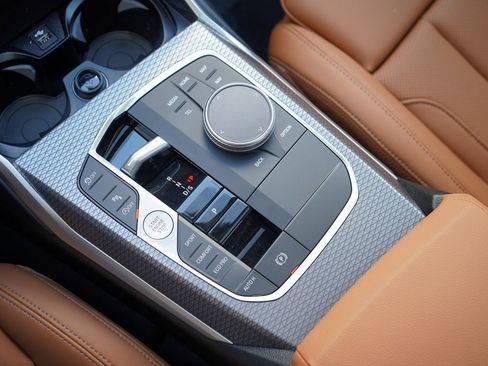 New 2026 BMW 330i Sedan w/ Convenience Package image 18