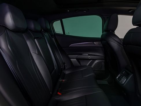 Used 2024 Maserati Grecale GT image 14