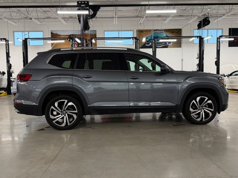 Used 2021 Volkswagen Atlas SEL Premium AWD/4WD image 8
