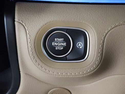 Used 2026 Mercedes-Benz GLS 580 4MATIC image 17