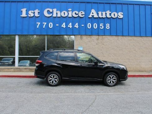 Used 2022 Subaru Forester Premium AWD/4WD image 6
