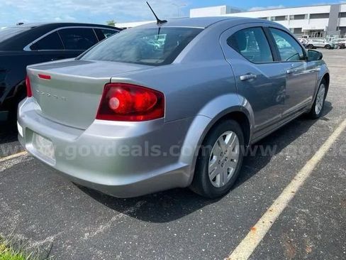 Used 2013 Dodge Avenger SE FWD image 6