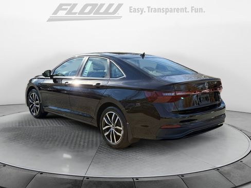 New 2026 Volkswagen Jetta SE image 5