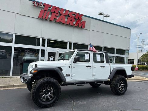 Used 2023 Jeep Gladiator Sport w/ Trailer Tow Package AWD/4WD image 1