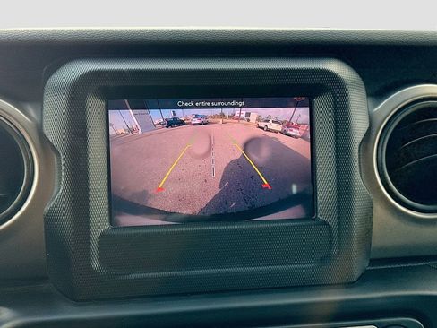 Used 2020 Jeep Wrangler Unlimited Sport S image 12