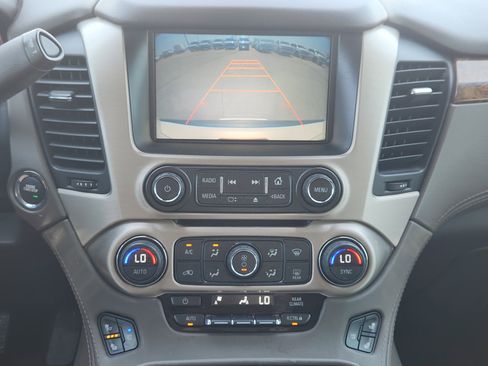 Used 2015 GMC Yukon Denali w/ Open Road Package RWD image 19