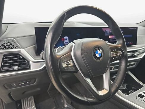 Used 2024 BMW X5 xDrive40i AWD/4WD image 16