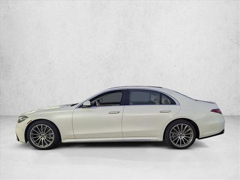 Used 2023 Mercedes-Benz S 500 4MATIC image 3