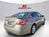 Used 2013 Nissan Altima 2.5 SL w/ Technology Pkg image 5