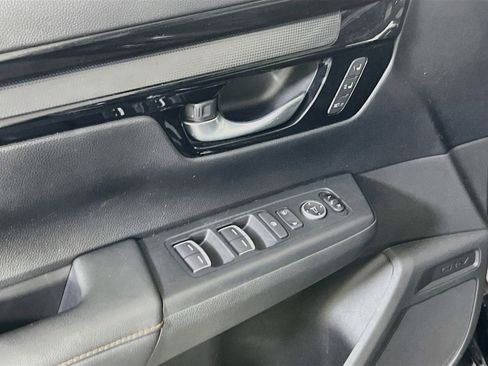Used 2023 Honda CR-V Sport Touring image 17