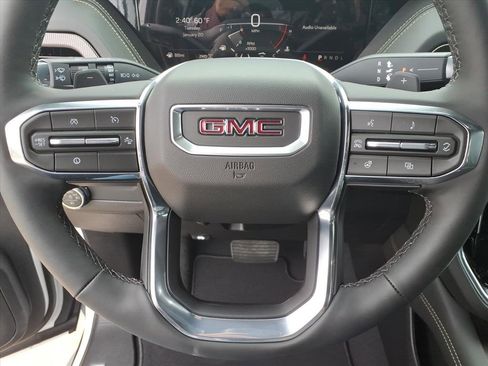 New 2026 GMC Yukon XL Elevation image 18