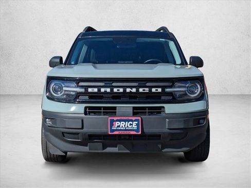 Used 2022 Ford Bronco Sport Outer Banks w/ Tech Package AWD/4WD image 2