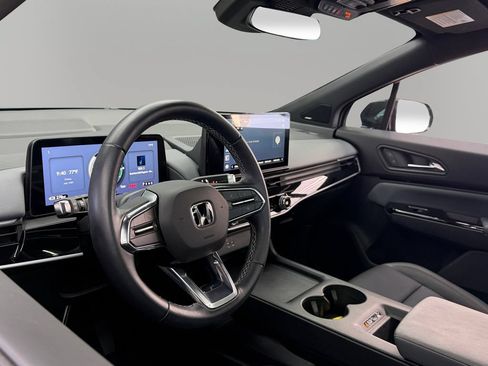 Used 2024 Honda Prologue Touring image 16