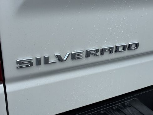 Used 2025 Chevrolet Silverado 1500 LTZ AWD/4WD image 11