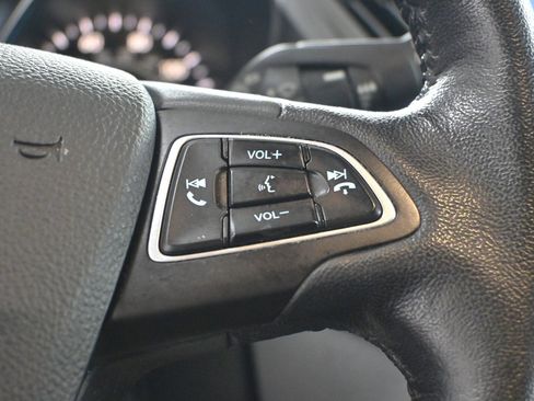 Used 2018 Ford Escape SEL w/ Ford Safe & Smart Package image 19