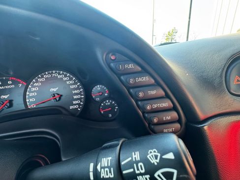 Used 2003 Chevrolet Corvette Convertible w/ Preferred Equipment Group1 image 27