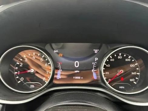 Used 2020 Jeep Compass Limited AWD/4WD image 13