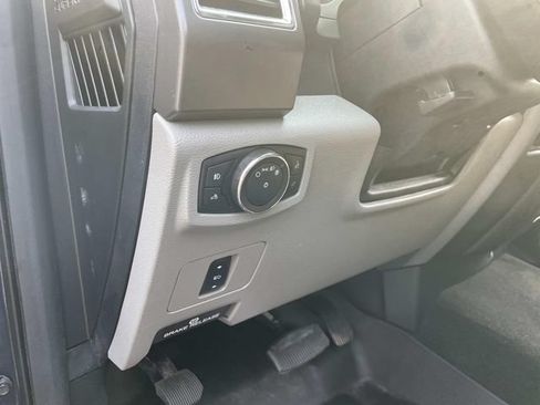Used 2017 Ford F250 XLT w/ XLT Value Package AWD/4WD image 20