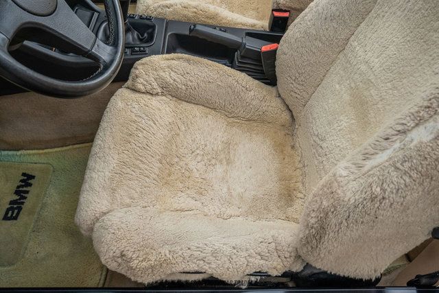 Used 1988 BMW 325i Convertible RWD image 34